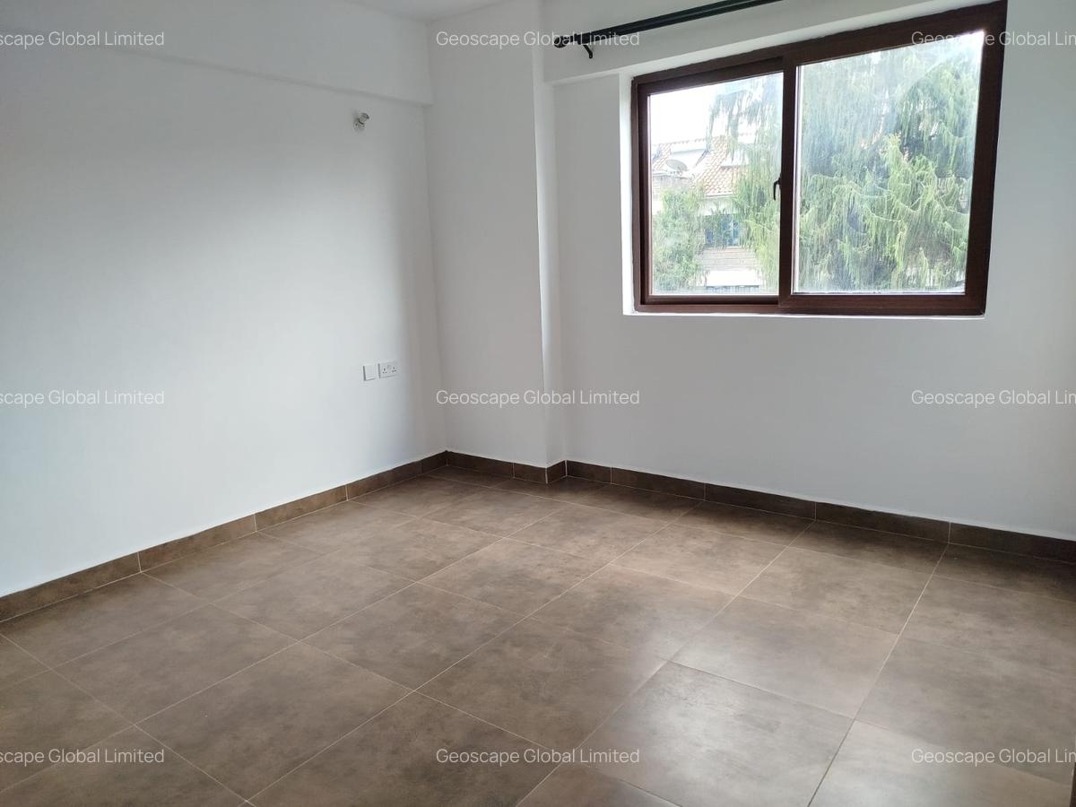 3 Bed Apartment with En Suite in Westlands Area - 14