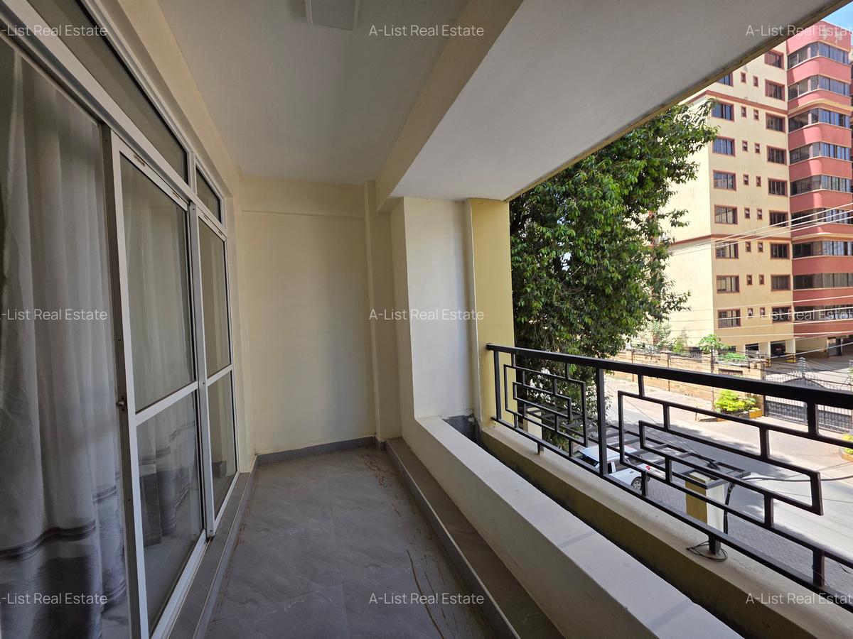 4 Bed Apartment with En Suite at 4Th Parklands - 6