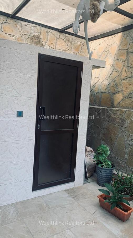 4 Bed House with Walk In Closet in Parklands - 6