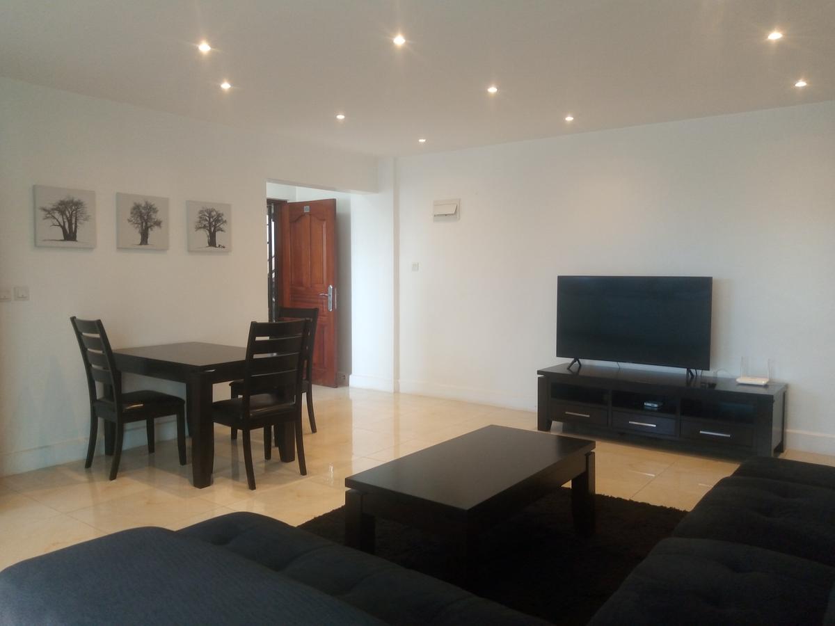 Serviced 1 Bed Apartment with Swimming Pool in Westlands Area - 4