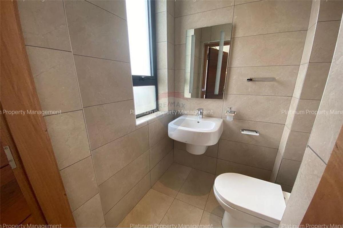 Furnished 2 Bed Apartment with En Suite at Isk Back Rd - 12