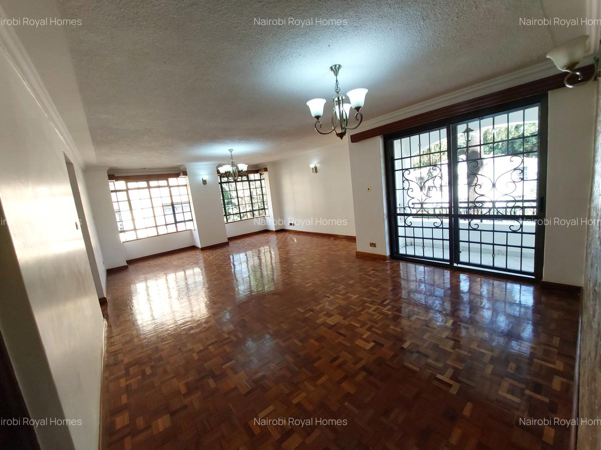 3 Bed Apartment with En Suite at Oak Wood - 6