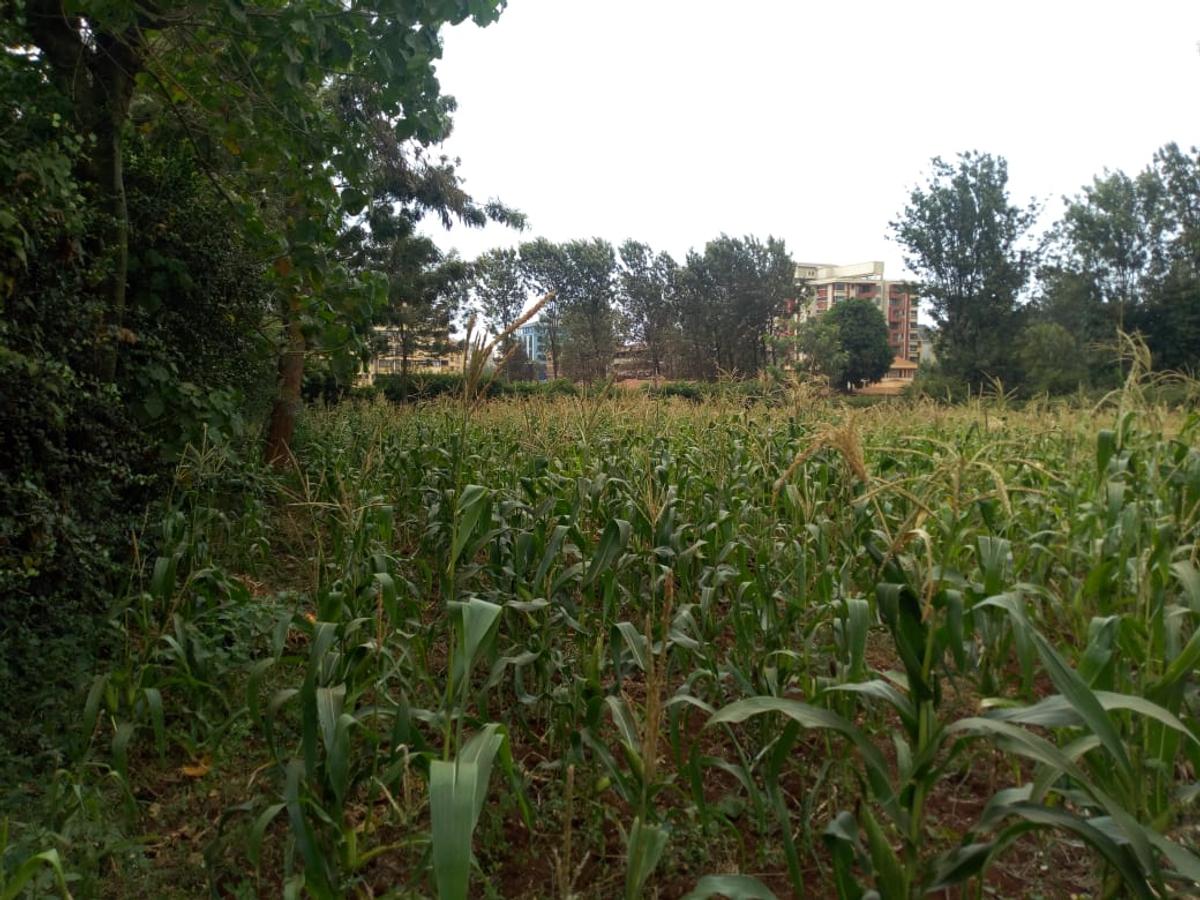 0.75 ac Land at Thindigua - Near Police Post - 1