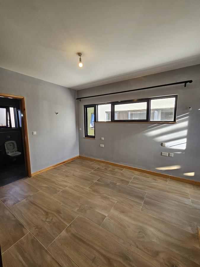 4 Bed Townhouse with En Suite at Off Langata Road - 17