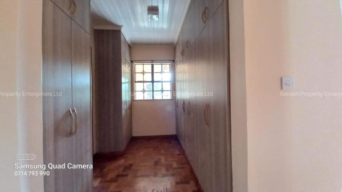 4 Bed Townhouse with En Suite in Lavington - 10