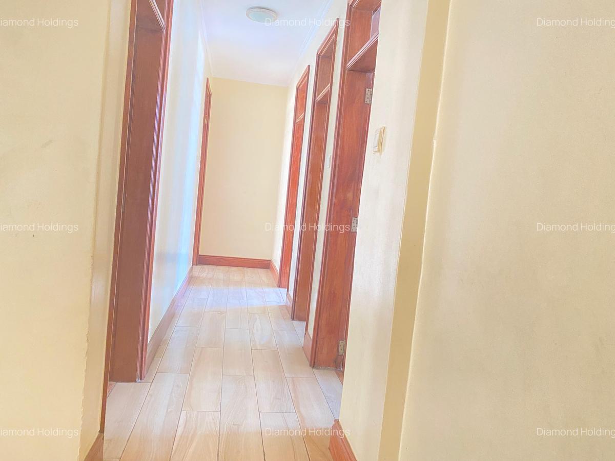 4 Bed Apartment with En Suite at Parklands - 2