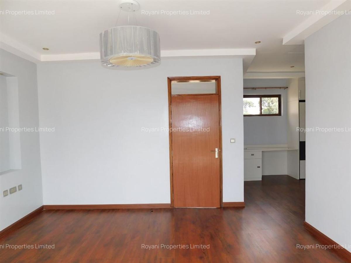 4 Bed House with En Suite at Opposite Sabis School And Next To Elmasian Resort - 11