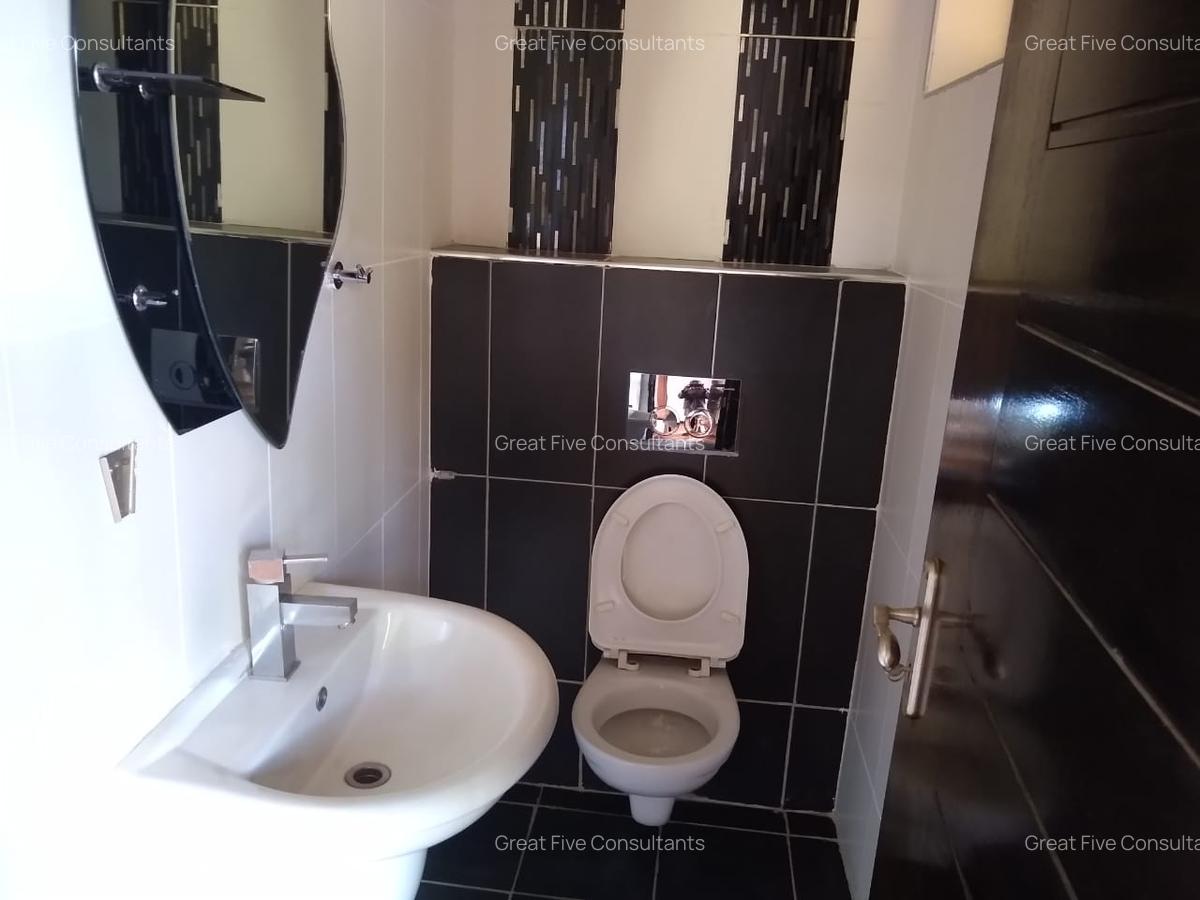 5 Bed Villa with Garden in Kitisuru - 16