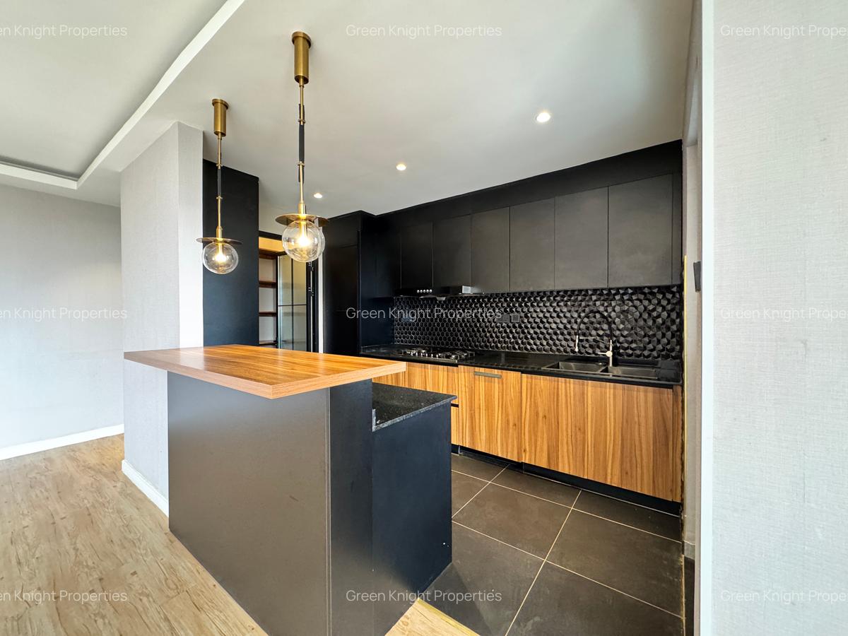 Serviced 2 Bed Apartment with En Suite in Westlands Area - 6