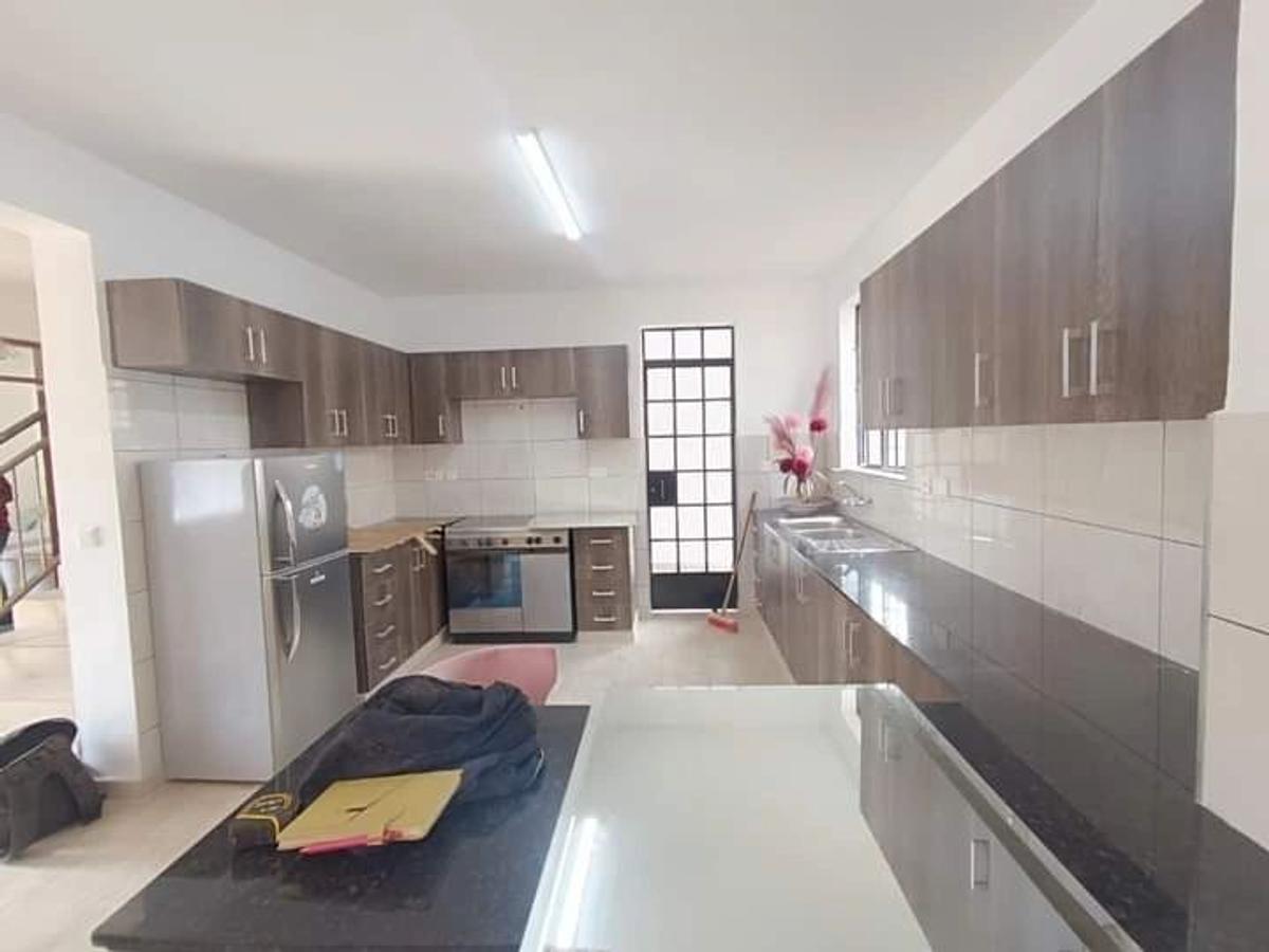 4 Bed Townhouse with En Suite in Ruiru - 6