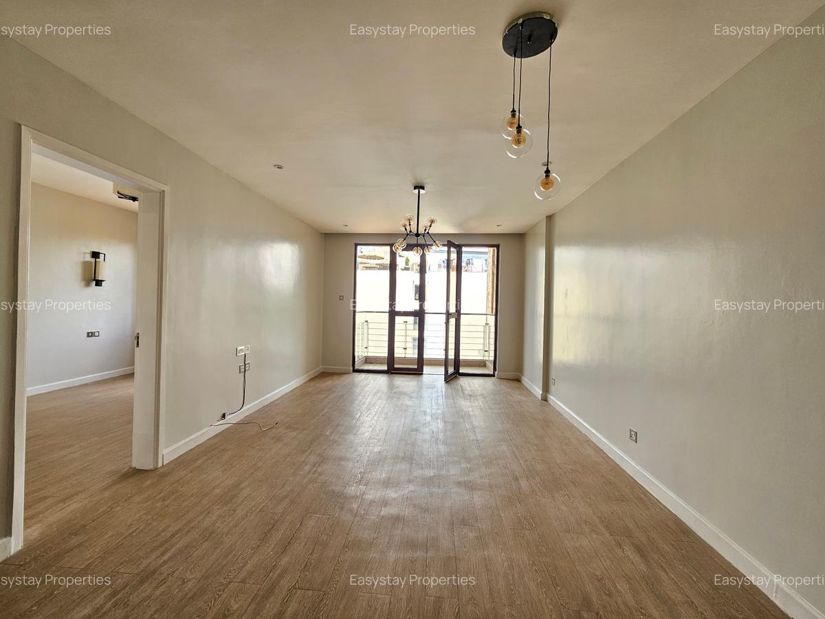 1 Bed Apartment with En Suite in Riverside - 1