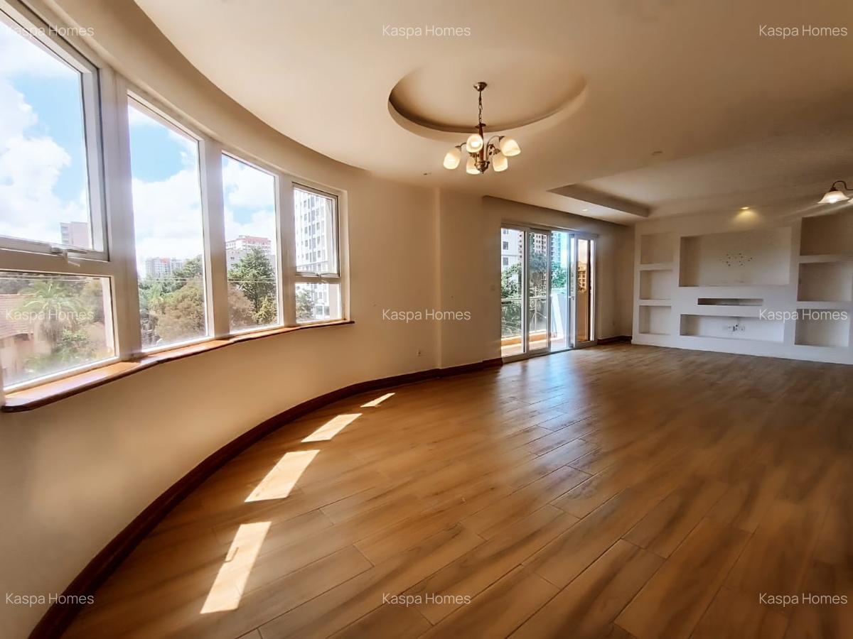 Serviced 3 Bed Apartment with En Suite in Kilimani - 11