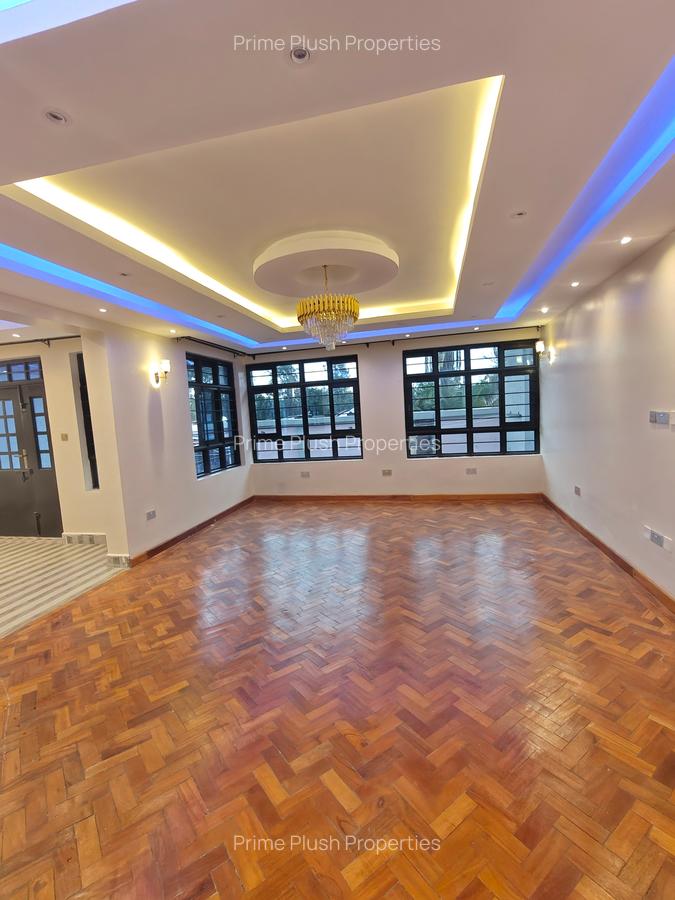 5 Bed House with En Suite in Karen - 2