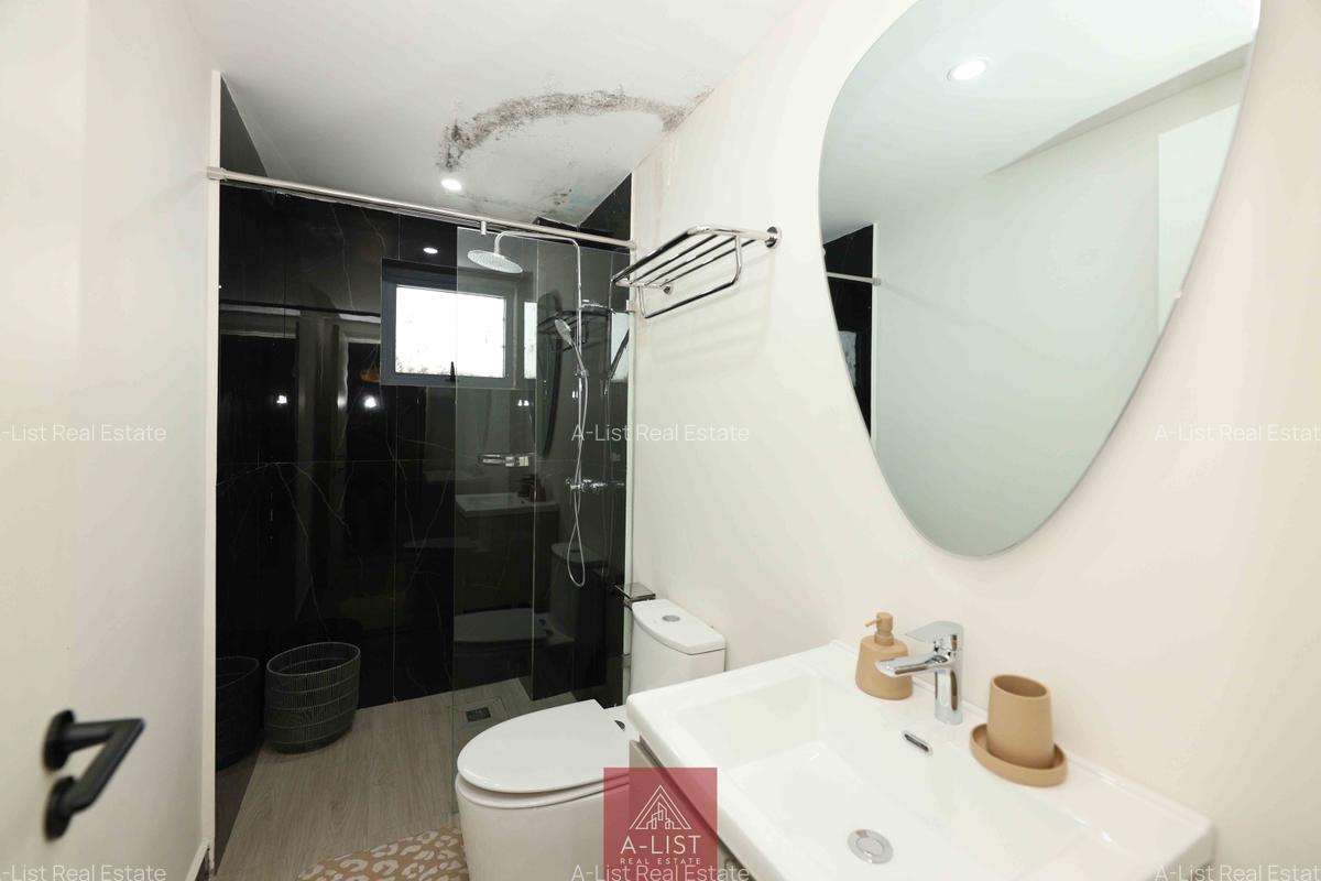 2 Bed Apartment with En Suite at Kindaruma Road - 4