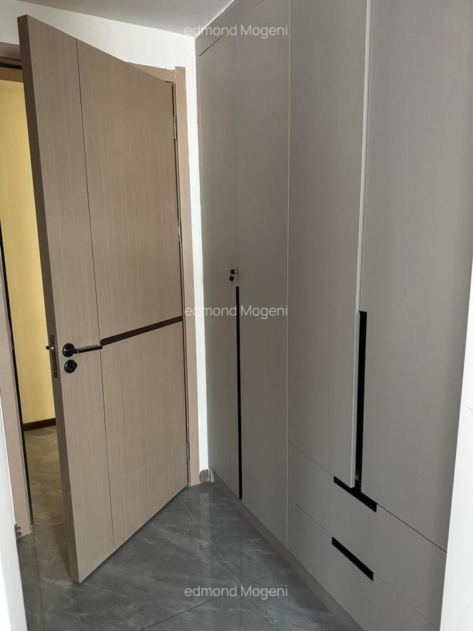 Serviced 3 Bed Apartment with En Suite at Riverside Drive - 13