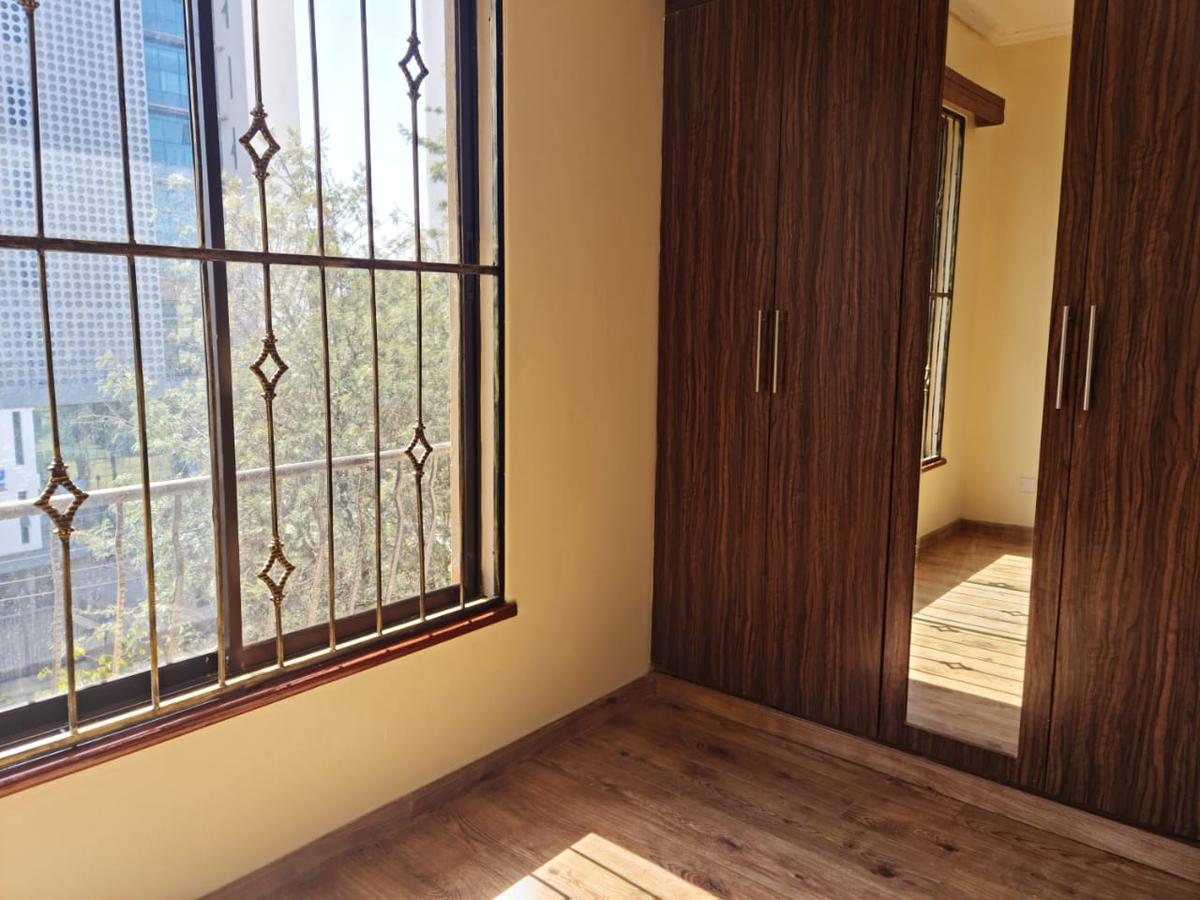 2 Bed Apartment with En Suite at Kilimani - 10