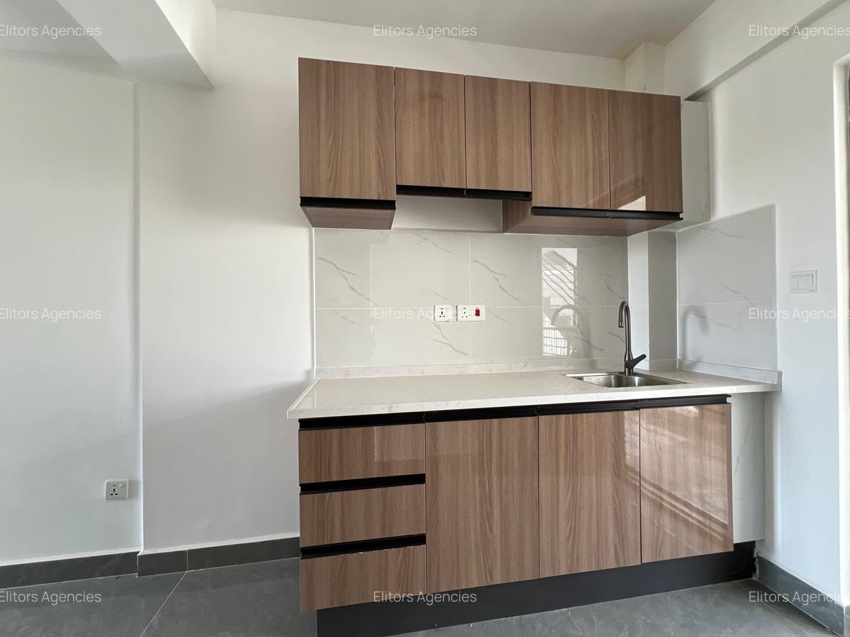 1 Bed Apartment with En Suite at Riverside Drive - 7