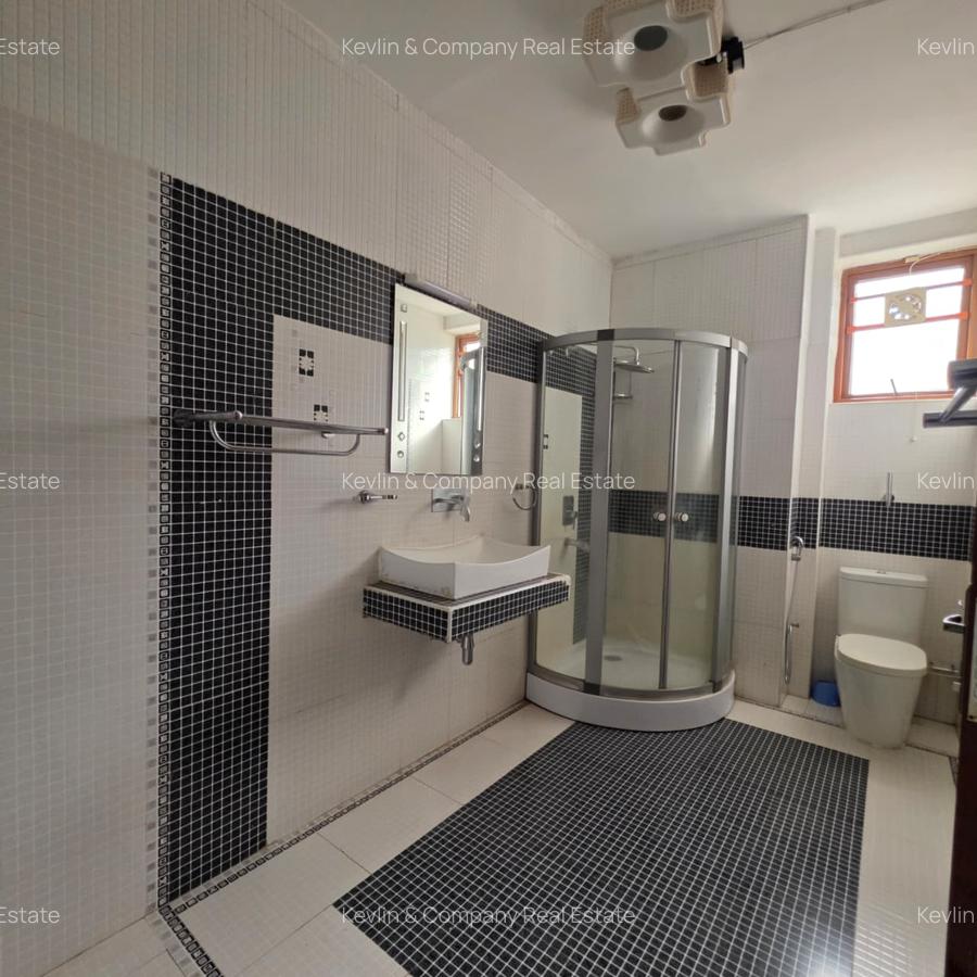 4 Bed Apartment with En Suite in Lavington - 19