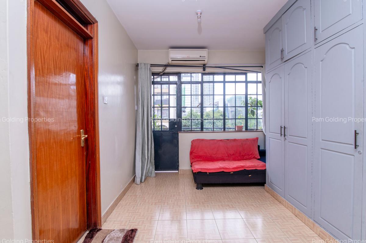 3 Bed Apartment at Mogotio Road - 7