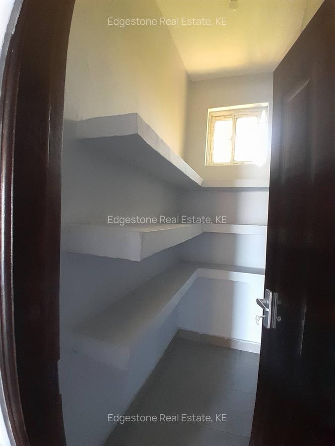 2 Bed Apartment with En Suite in Mtwapa - 10