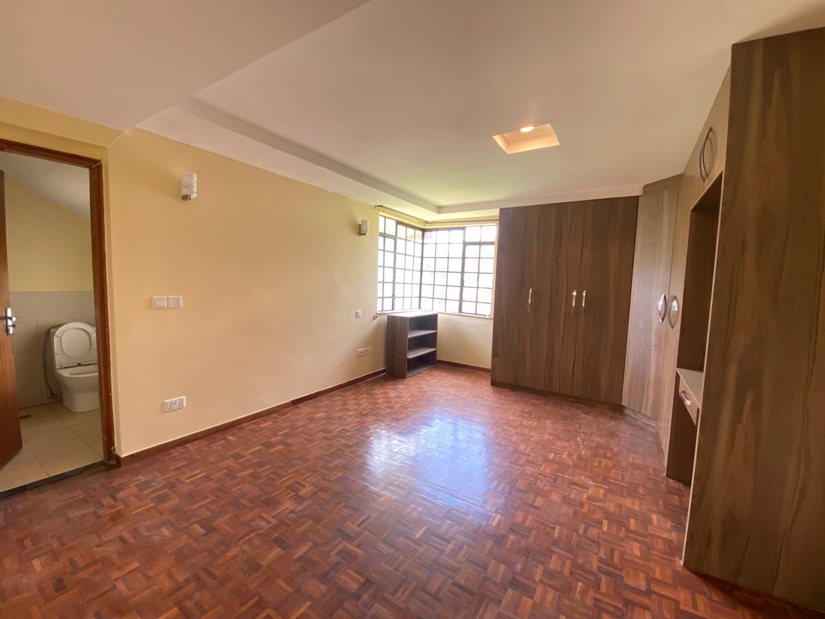 4 Bed Townhouse with En Suite in Kitisuru - 19