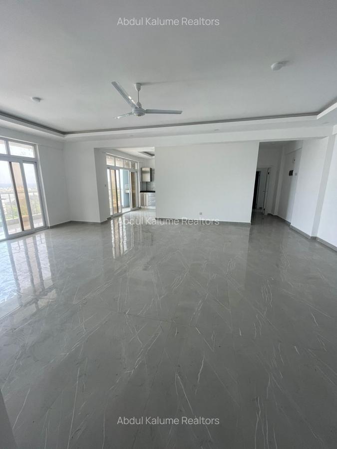 Serviced 3 Bed Apartment with En Suite at Nyali - 15