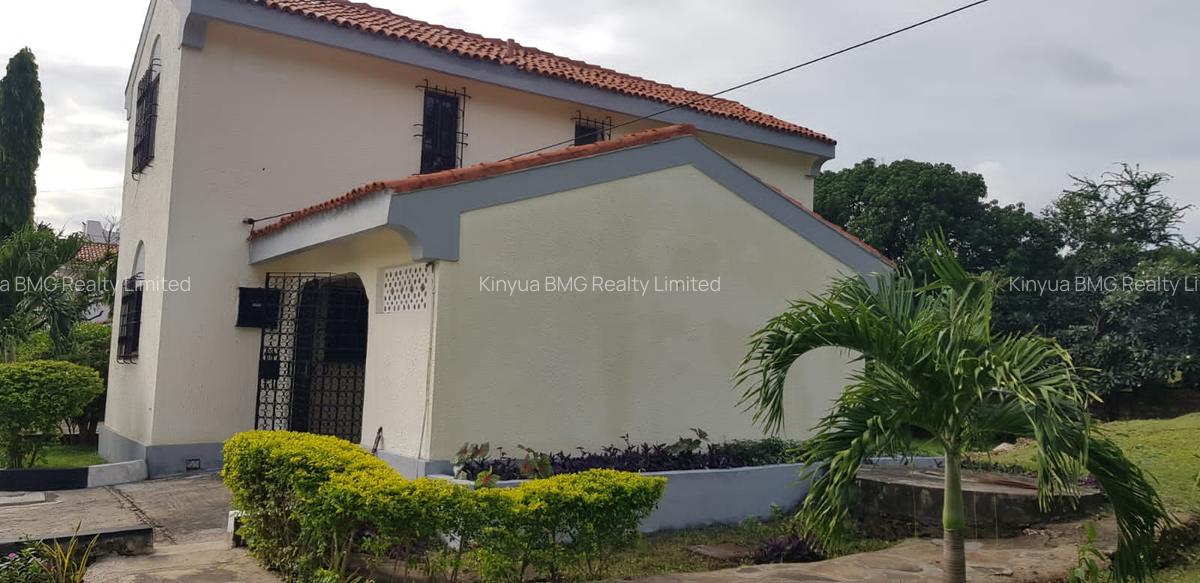 4 Bed Townhouse with En Suite in Nyali Area - 8