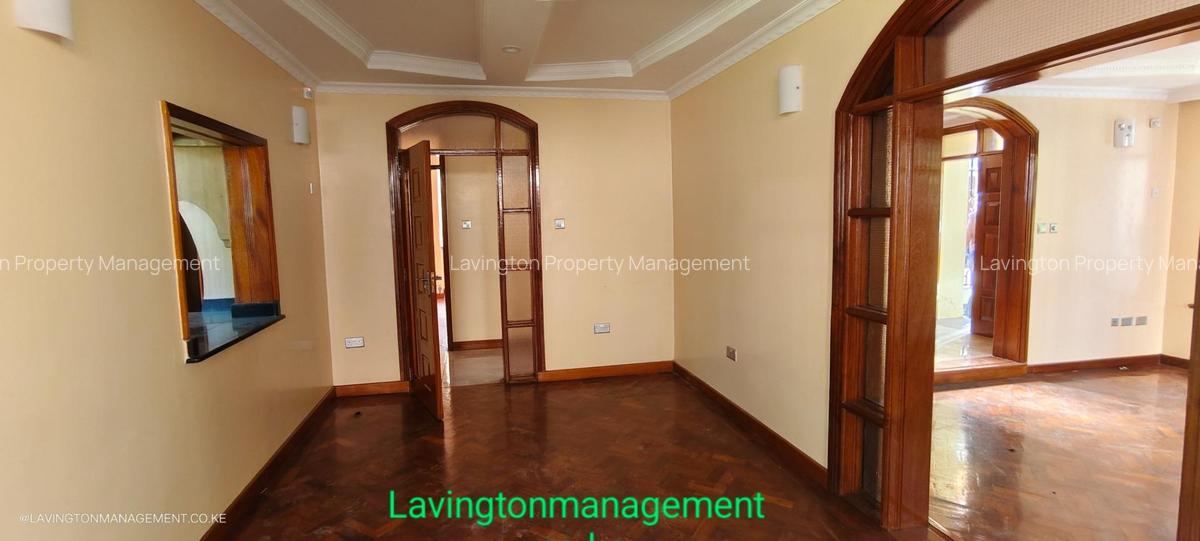 4 Bed House with En Suite at Lavington Green - 7