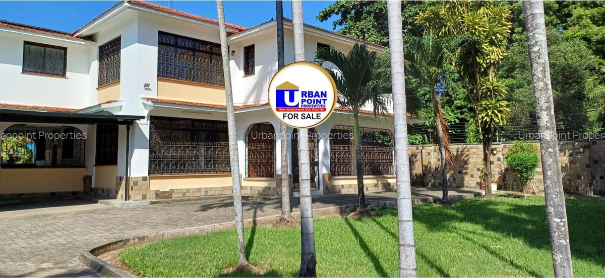 5 Bed House with En Suite in Nyali Area - 1