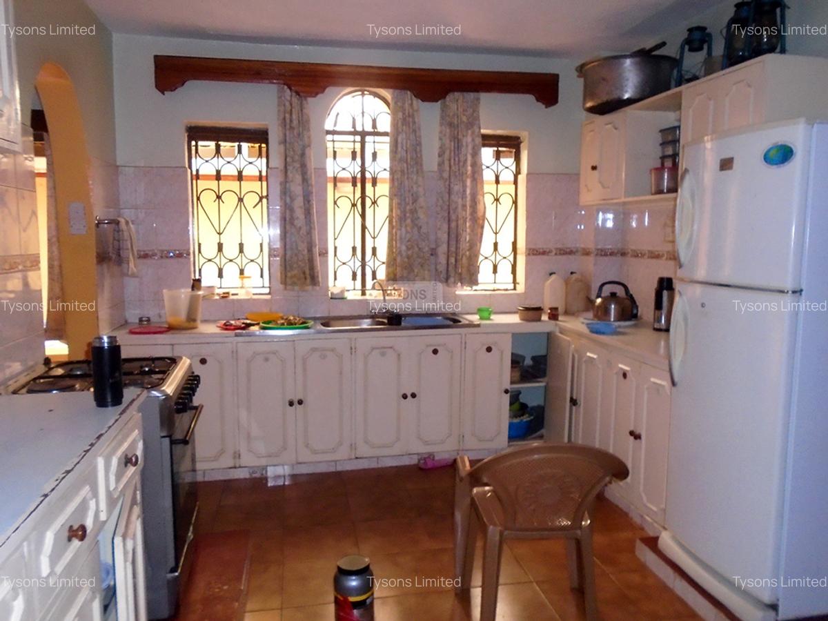 4 Bed House with En Suite in Kitisuru - 5