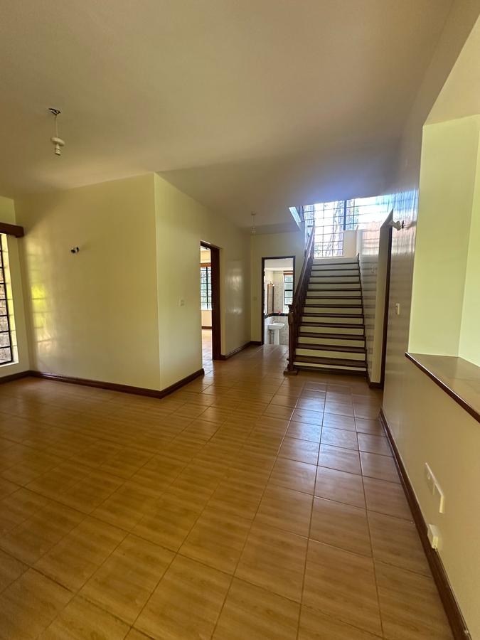 4 Bed Townhouse with En Suite in Runda - 3