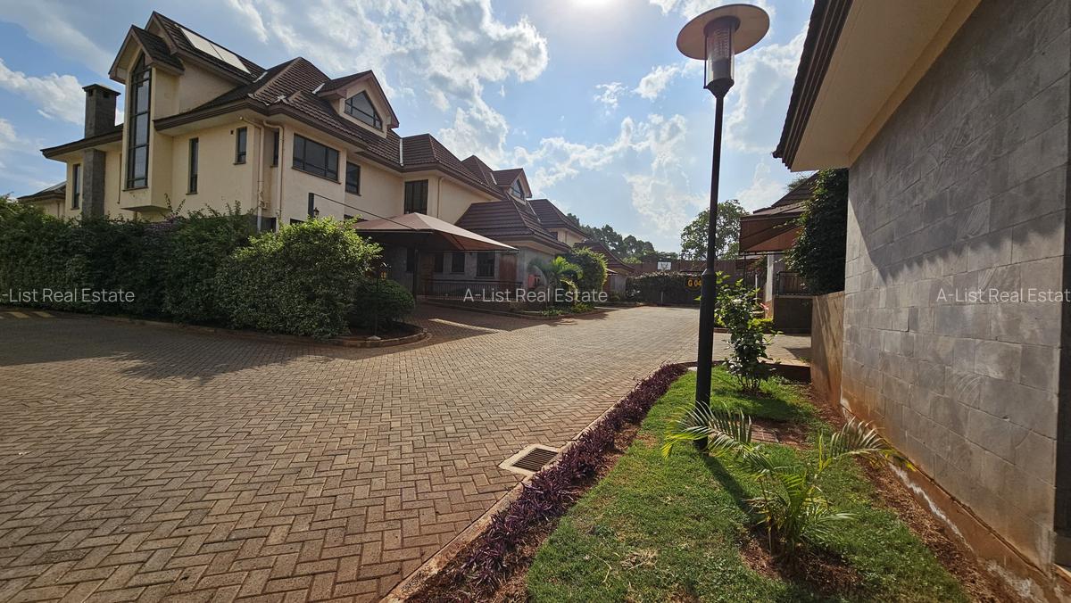 4 Bed Villa with En Suite at Runda Ruaka Road - 3
