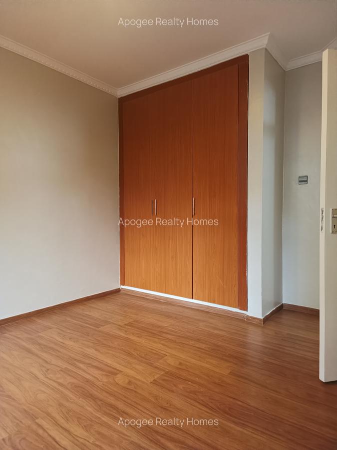 3 Bed Apartment with En Suite at Fourways Junction Estate - 18