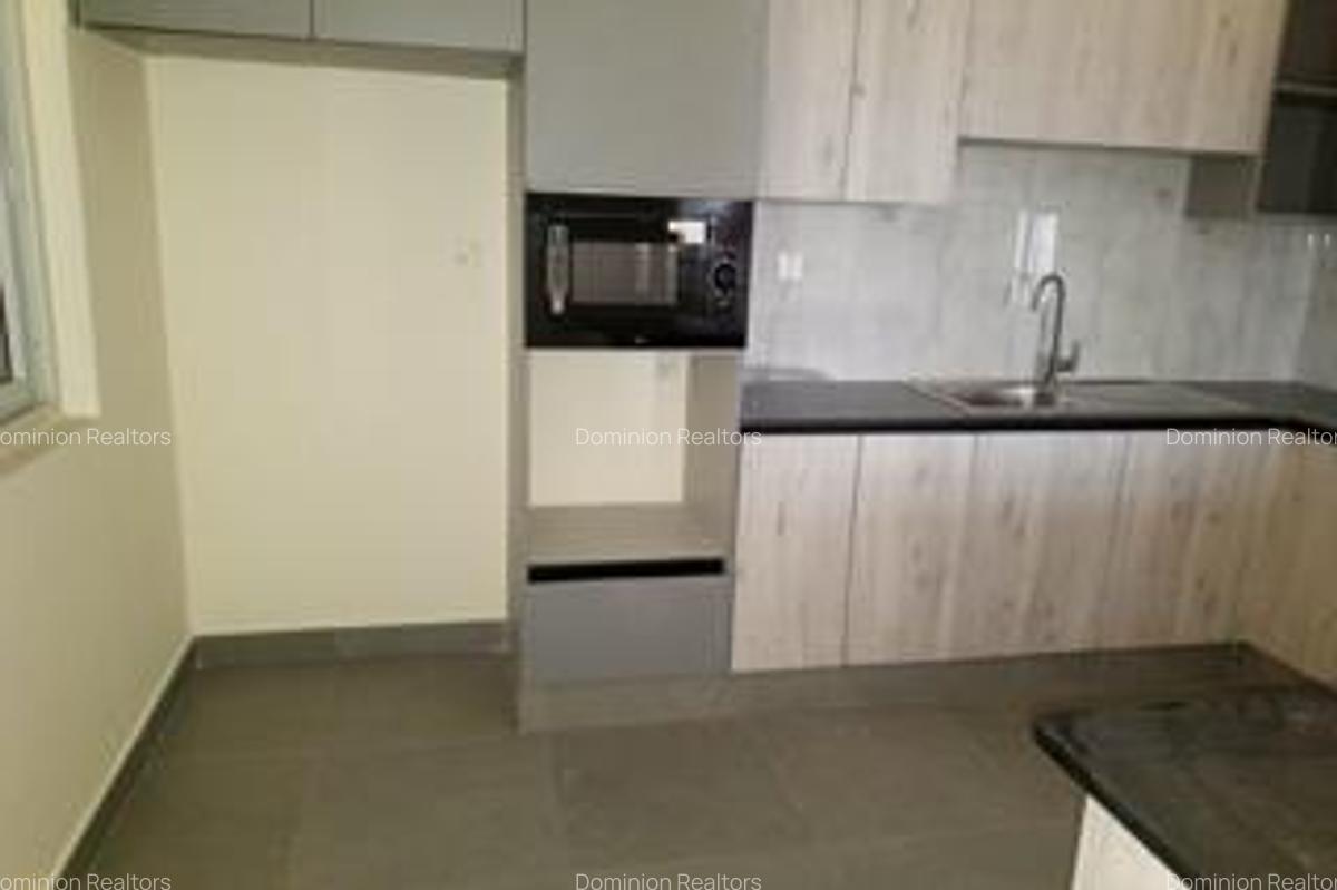 2 Bed Apartment with Swimming Pool in Parklands - 7