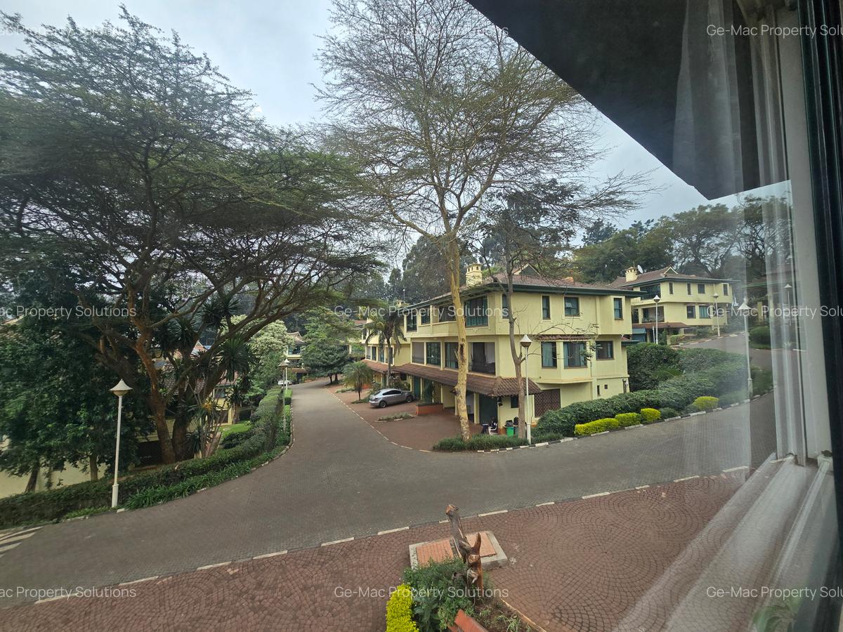 3 Bed Villa with En Suite in Kyuna - 1