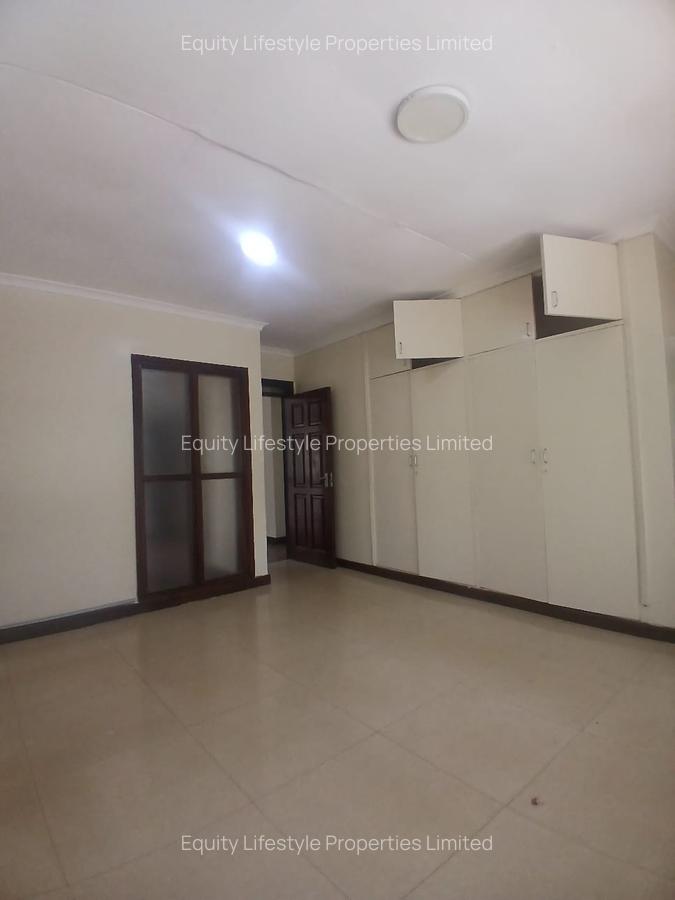5 Bed Townhouse with Garden in Westlands Area - 11