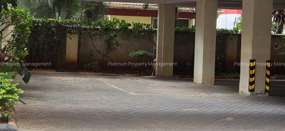 Serviced 2 Bed Apartment with En Suite at Brookside Gardens - 18