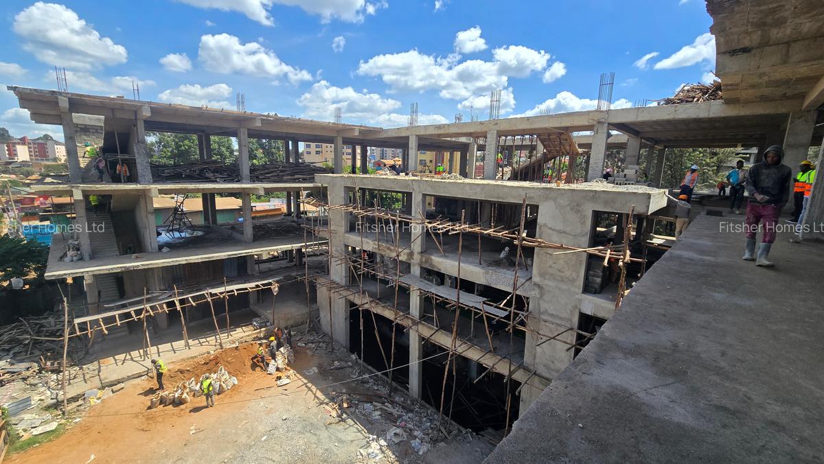 Commercial Property with Backup Generator in Ruaka - 9