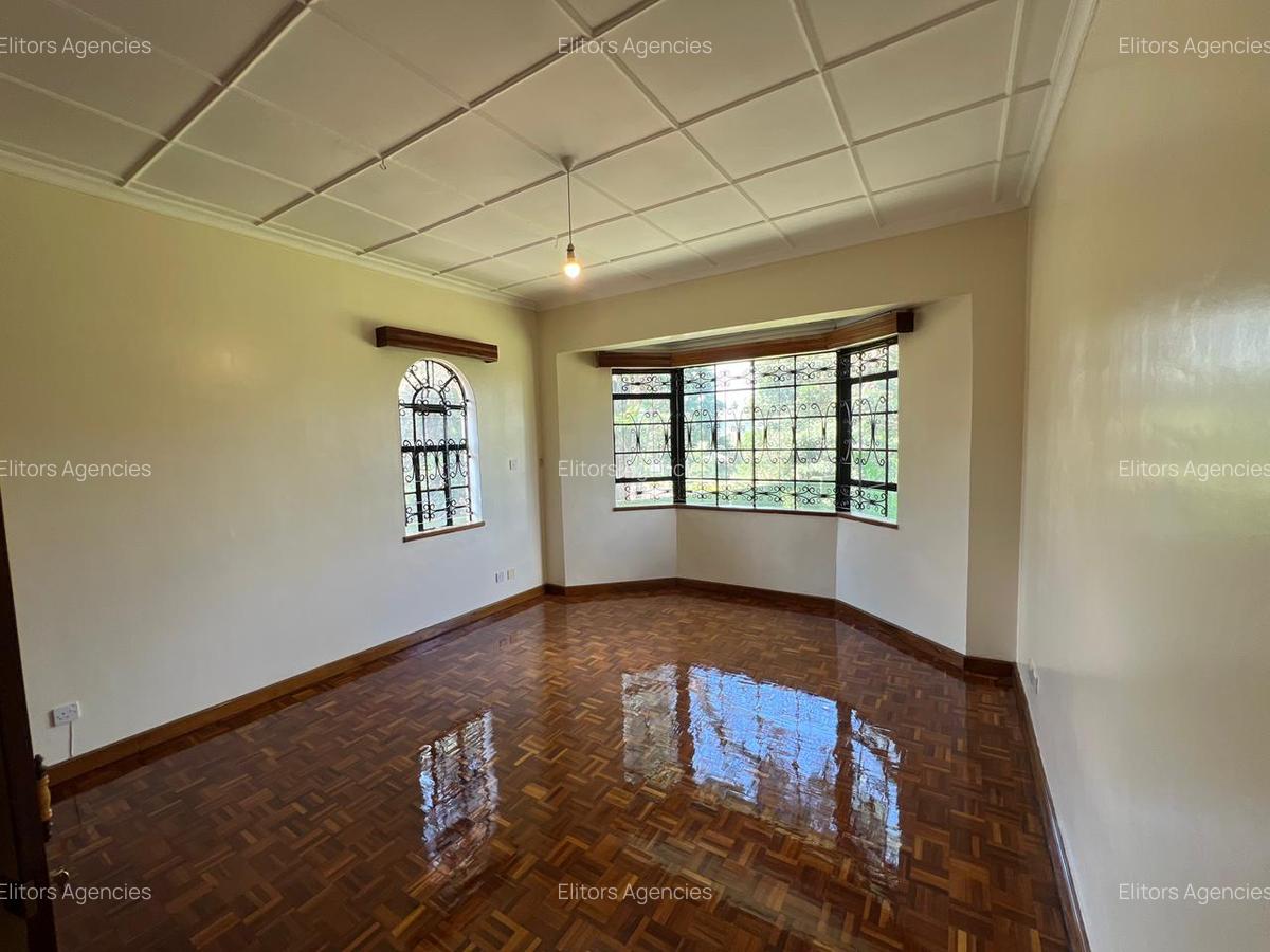 5 Bed Apartment with En Suite at Redhill Road - 14