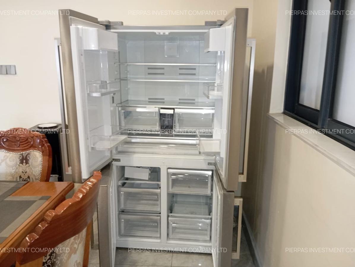 Serviced 3 Bed Apartment with En Suite in Kilimani - 15