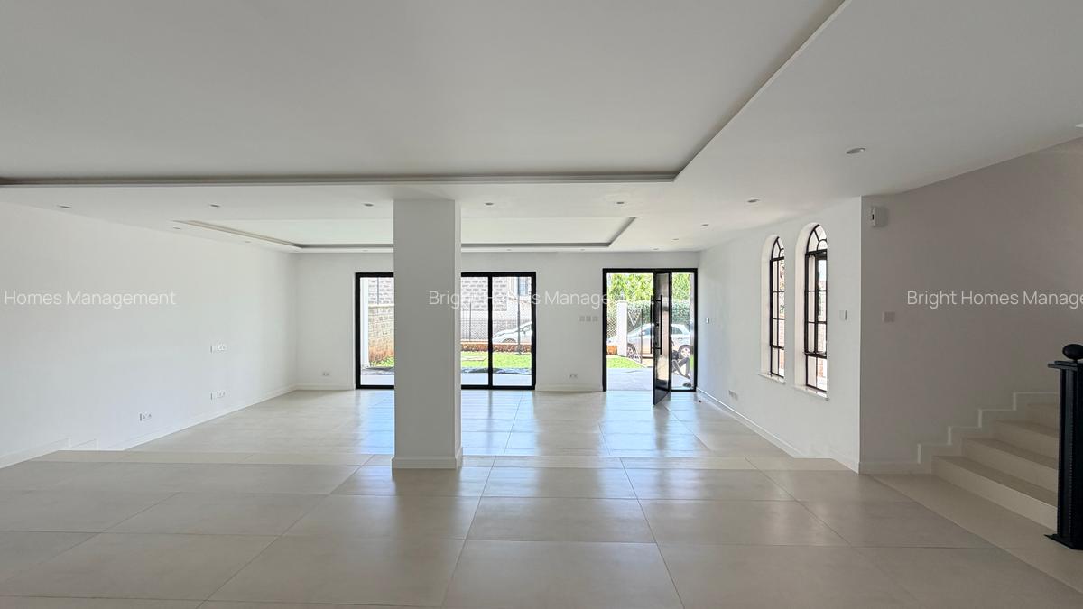 4 Bed Townhouse with En Suite in Westlands Area - 3