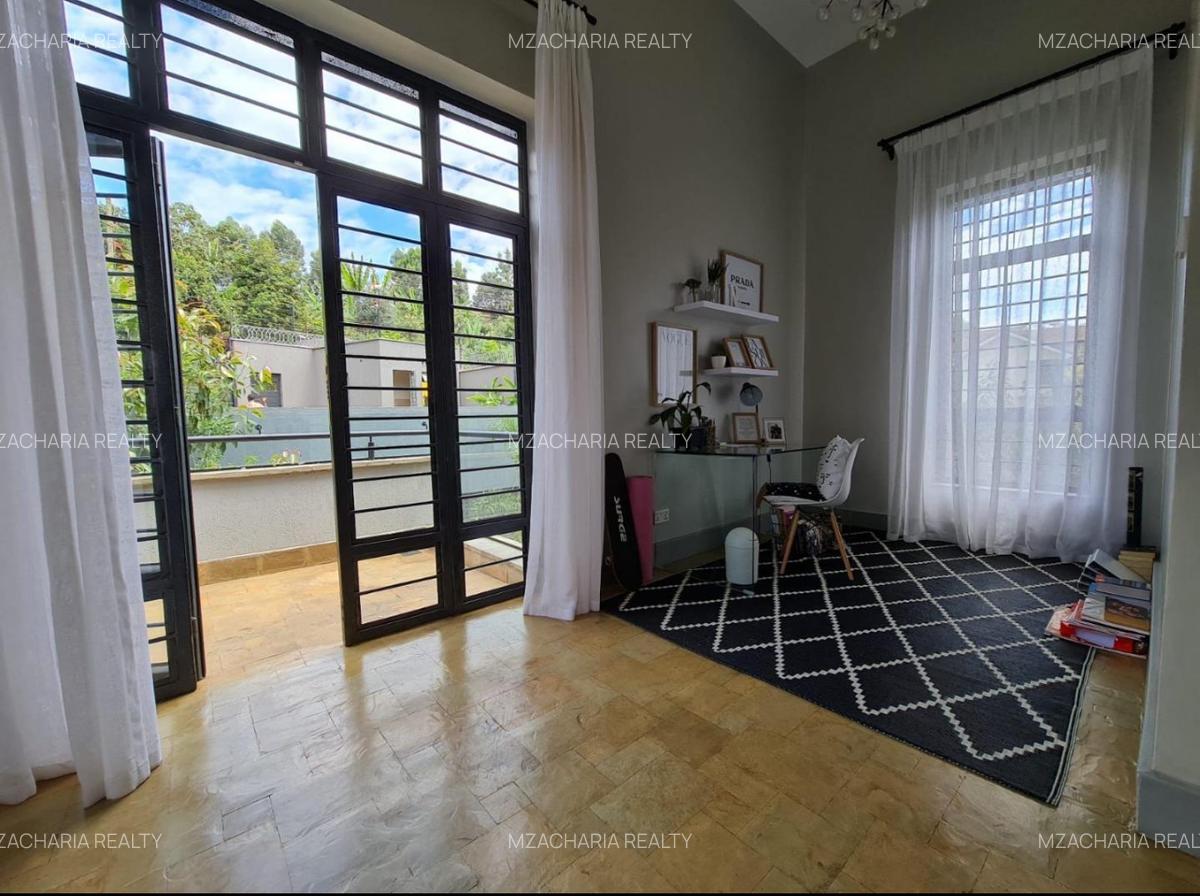 4 Bed Townhouse with En Suite in Kitisuru - 8