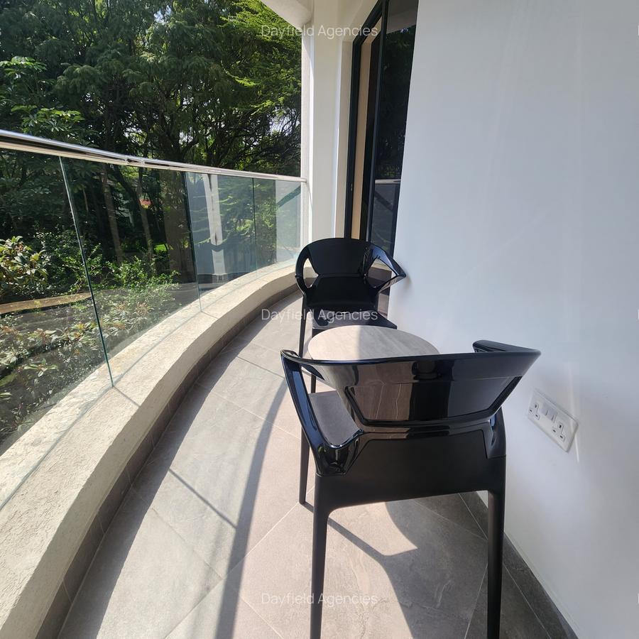 Serviced 1 Bed Apartment with En Suite in Riverside - 10