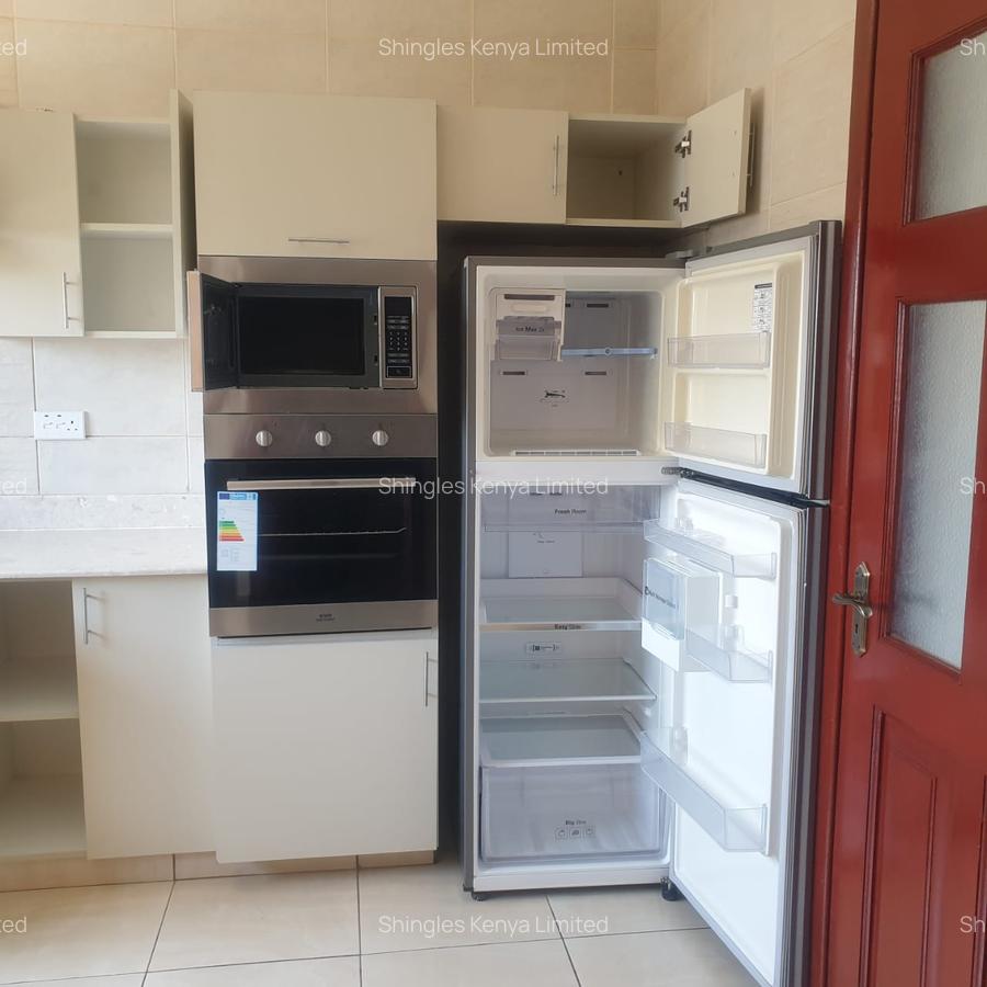 2 Bed Apartment with En Suite in Rhapta Road - 4