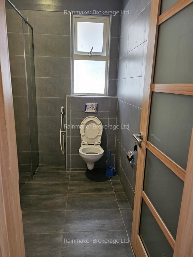 4 Bed House with En Suite in Runda - 4