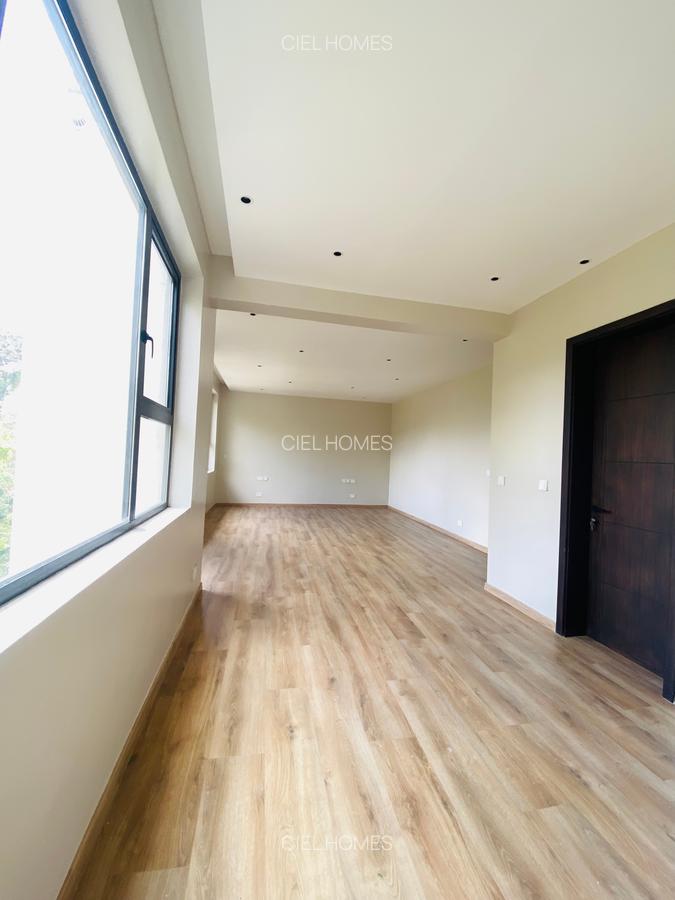 5 Bed Villa with En Suite at Manyani Road - 14