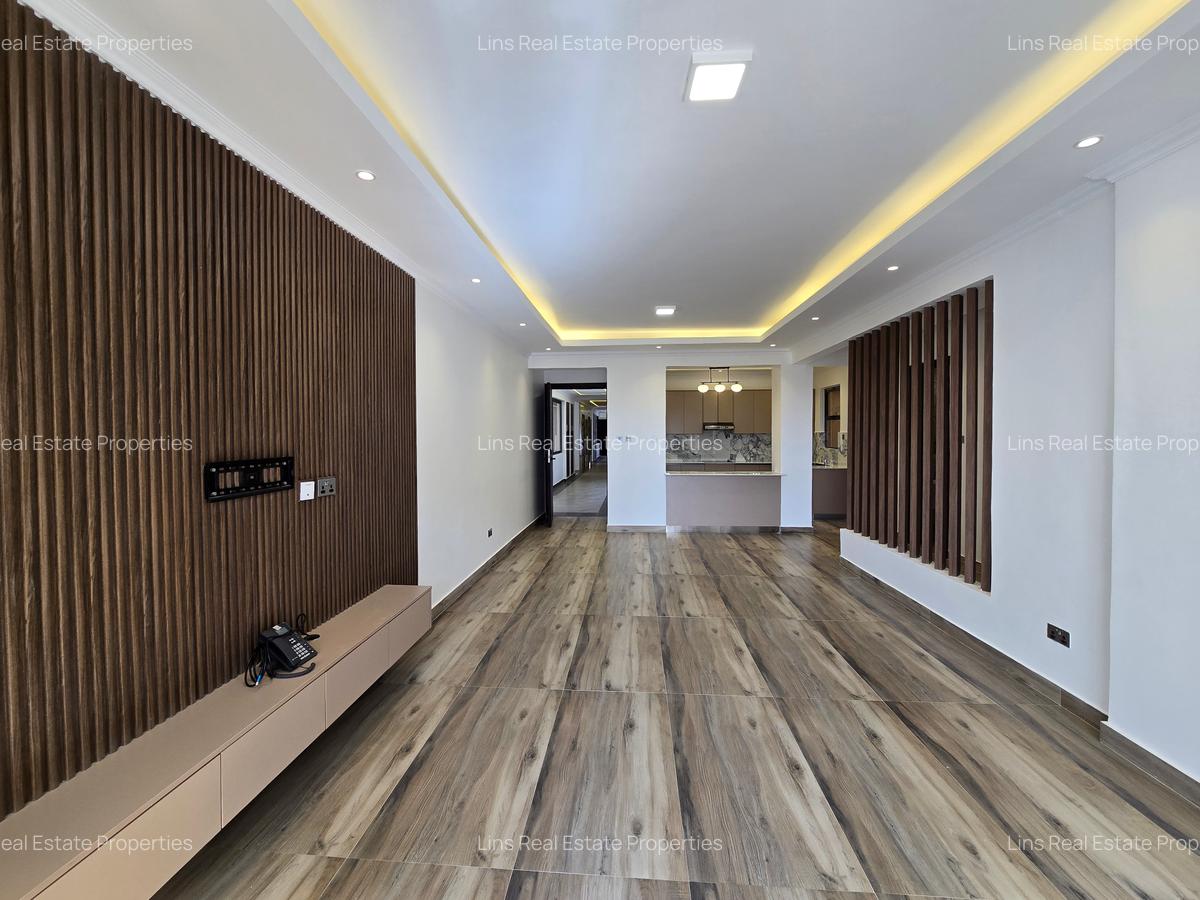 2 Bed Apartment with En Suite in Brookside - 3