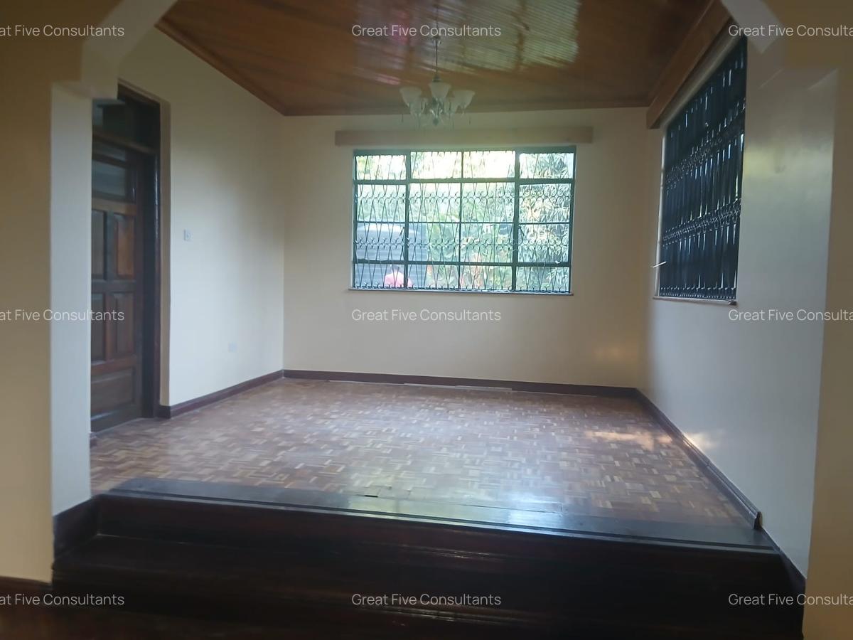 4 Bed Villa with En Suite in Runda - 10