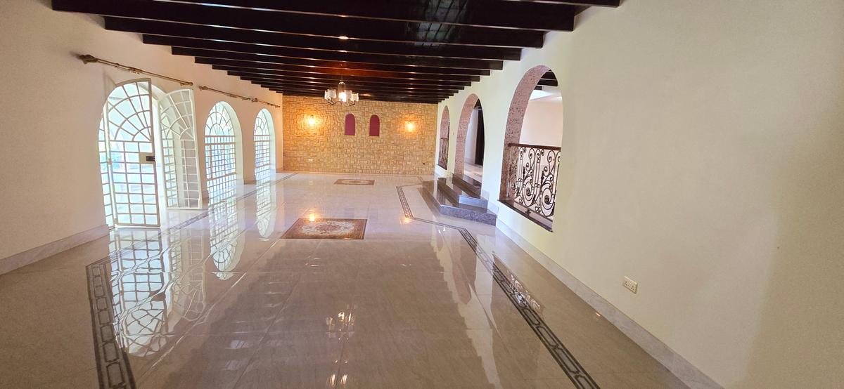 Commercial Property with Service Charge Included at Runda Grove - 17