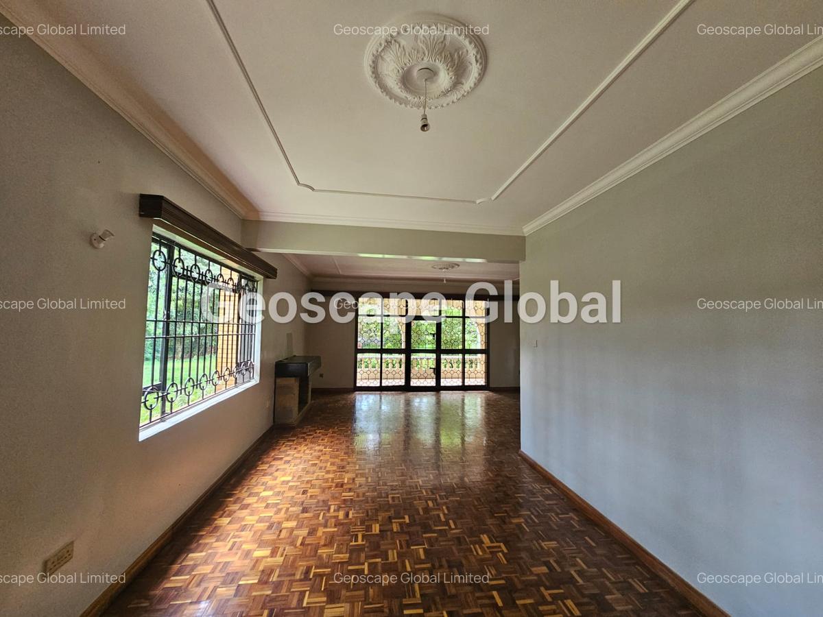 5 Bed House with En Suite in Nyari - 6